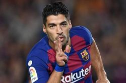 Suarez gia nhập Atletico với giá 6 triệu euro