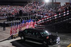 Tổng thống Trump vận động tranh cử ở bang chiến trường Ohio