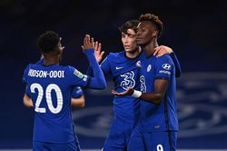 Kai Havertz lập hat-trick, Chelsea thắng giòn giã Barnsley