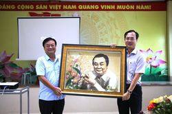 Bí thư Tỉnh ủy nói chuyện với cán bộ chủ chốt ngành giao thông vận tải
