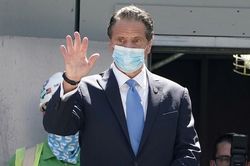 Không tin giấy phép chính phủ, bang New York sẽ tự đánh giá vaccine