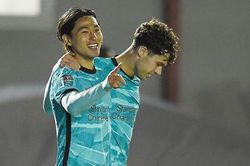 Sao Nhật Bản Minamino rực sáng, Liverpool đại thắng 7-2 ở cúp Liên đoàn Anh