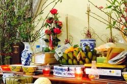 4 thứ cấm kỵ đặt lên bàn thờ kẻo ảnh hưởng tài lộc