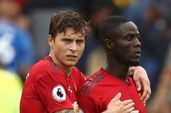 Solskjaer phế bỏ Lindelof ở vòng 3 Ngoại hạng Anh