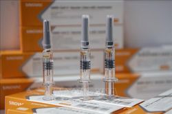 Trung Quốc có thể sản xuất 610 triệu liều vaccine phòng COVID-19 trong năm nay