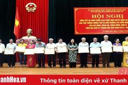 Tặng Bằng khen cho 48 tập thể, mô hình học tập và cá nhân trong phong trào học tập suốt đời