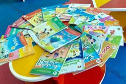 Sách tham khảo động chạm lợi ích nhiều giáo viên, nhà xuất bản...