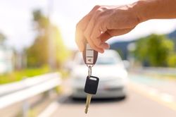 Các hãng ô tô thu về bao nhiêu tiền mỗi giây?
