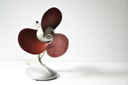 Những món đồ Liên Xô khiến người Việt 'phát sốt' một thời