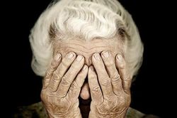 Để người cao tuổi yên tâm sống tiếp