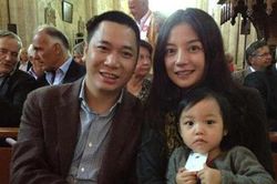 Lộ ảnh Triệu Vy hẹn hò với trai trẻ, tin đồn ly hôn chồng đại gia trở thành sự thật?