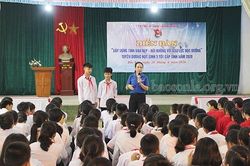Diễn đàn 'Xây dựng tình bạn đẹp - nói không với bạo lực học đường'