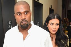 Kim Kardashian chụp ảnh với chồng sau tin rạn nứt
