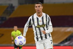 Juventus may mắn khi vẫn còn Ronaldo