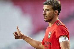 Man City đạt thỏa thuận mua Ruben Dias giá 65 triệu bảng sau 5 bàn thua trước Leicester