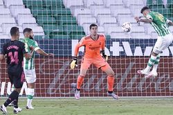 Real Madrid đã thắng: Giá trị của Courtois