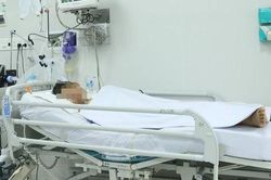 Bệnh nhân ở Vũng Tàu bị ngộ độc sau khi ăn pate Minh Chay đã mở mắt, há miệng