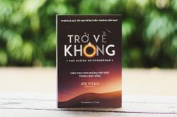'Trở về Không' - sách nêu phương pháp đạt bình an