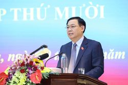 Bí thư Hà Nội trực tiếp điện thoại 'xử nóng' vấn đề cử tri nêu