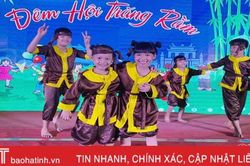 Trẻ em Hà Tĩnh đón trung thu ấm áp yêu thương