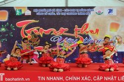 'Trung thu yêu thương' cho trẻ em khiếm thị có hoàn cảnh khó khăn ở Hà Tĩnh
