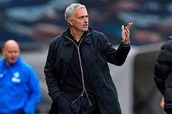 Jose Mourinho ngỏ ý nhường 'đệ tử' Frank Lampard ở Carabao Cup