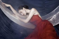 Vẻ đẹp liêu trai của Á hậu Tường San trong bộ ảnh đón Trung thu