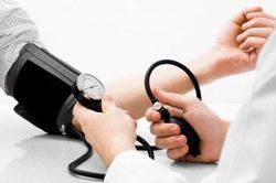 Lợi ích của điều trị tăng huyết áp tích cực