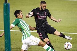Trực tiếp bóng đá Real Madrid vs Valladolid: Zidane đau đầu tìm đối tác cho Benzema