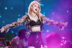 Hát quá hay, Rosé Blackpink khiến fan suýt quên mất tài năng vũ đạo đỉnh không kém