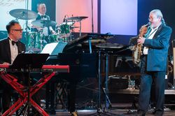 Pianist Tuấn Nam đưa Nam Jazz Night 'nam tiến'