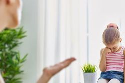 Sáng tạo cách xử phạt trẻ mà không cần la mắng