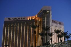 Nạn nhân vụ xả súng Las Vegas được bồi thường 800 triệu USD