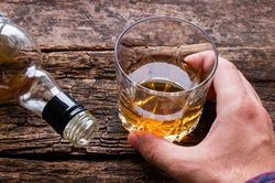 Truyện cười: Nhanh trí, dũng khí
