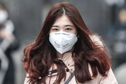 Dịch Covid-19 sáng ngày 1/10: Chỉ 50% người dân Mỹ sẵn sàng tiêm vắc-xin Covid-19 miễn phí