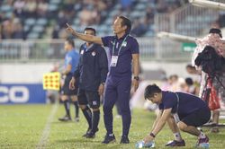 Bầu Đức không đặt nặng thành tích với HAGL