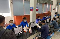 Ngày đầu bán vé tàu Tết, ga Sài Gòn không có cảnh chen lấn