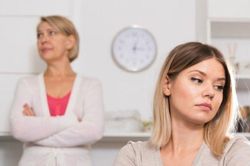 Nàng dâu 'sởn gai ốc' vì mẹ chồng... 'ngọt lịm'