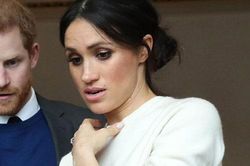 Meghan Markle tiếp tục thất bại trong vụ kiện tai tiếng và khiến chồng Nữ hoàng Anh phát cáu