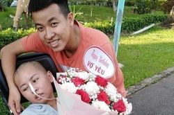 Sinh nhật đặc biệt của người vợ bị xuất huyết não