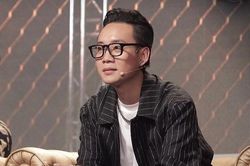 'JustaTee khá khó tính khi chọn quần áo quay Rap Việt'