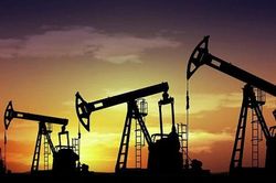 Giá xăng dầu hôm nay 4/10: Đà giảm sâu tới 4%