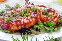 Món ngon cuối tuần: Cách làm mực nướng chảo cay thơm ngon đậm vị
