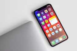 iPhone 12 lộ điểm hiệu năng khủng, nhanh hơn cả máy tính trang bị CPU Intel thế hệ 10