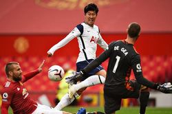 MU 1-6 Tottenham: Martial quá thơ ngây, MU bị Kane vs Son hủy diệt