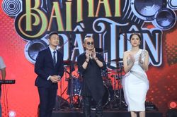 'Bài hát đầu tiên': Jimmii Nguyễn - âm nhạc vượt qua những nỗi đau