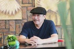 Nhạc sĩ Trần Tiến lần đầu lên tiếng về sức khỏe: 'Tin vịt đấy, tôi chỉ bị yếu 1 bên mắt thôi'