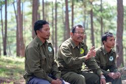 Điểm tựa bình yên cho buôn làng