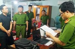 Bắt quả tang cán bộ địa chính nhận hối lộ 20 triệu đồng