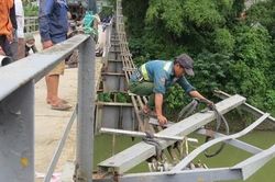 Vụ tai nạn khiến 5 người tử vong ở Nghệ An: Nhói lòng lời kể của các nhân chứng tiếp cận hiện trường